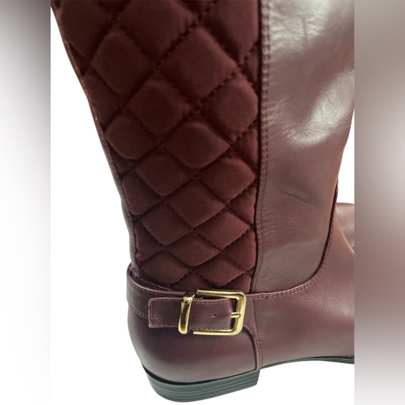 Isaac Mizrahi Quilted Leather Boots - Picture 7 of 10